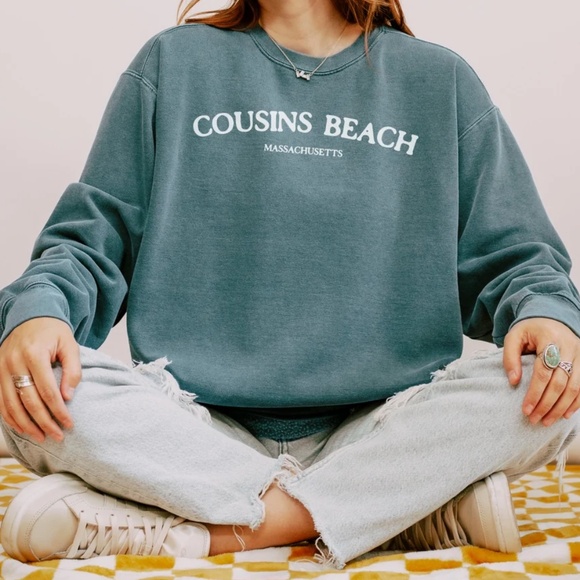 Comfort Colors Sweaters - COUSINS BEACH SWEATSHIRT